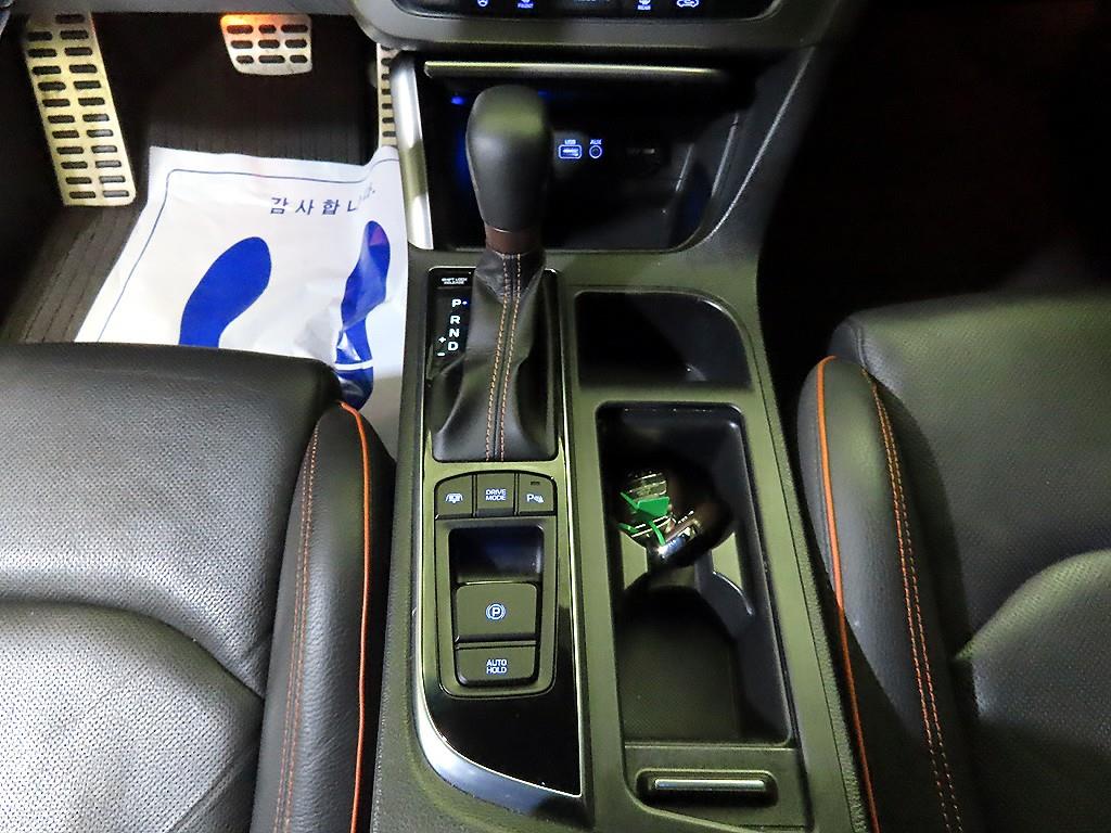 HYUNDAI Sonata - Vista 12