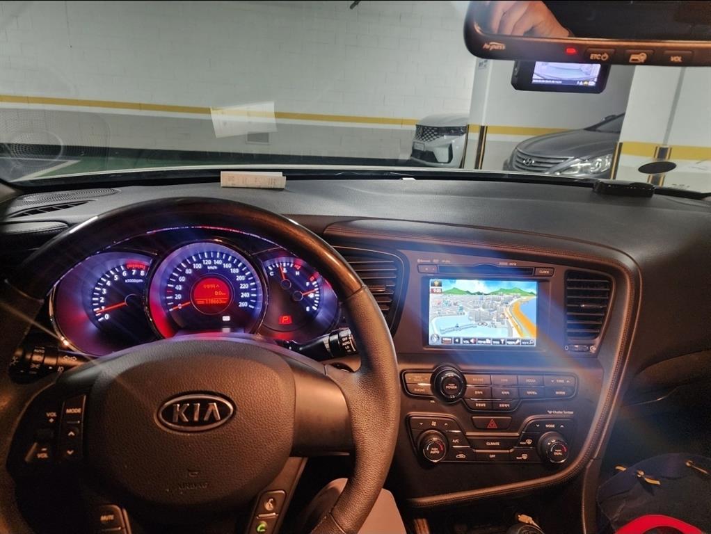 KIA K5 - Vista 6