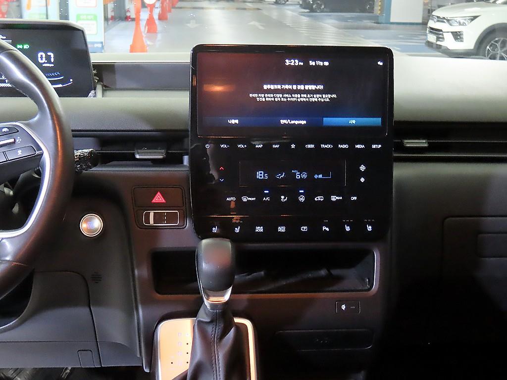 HYUNDAI Staria - Vista 11