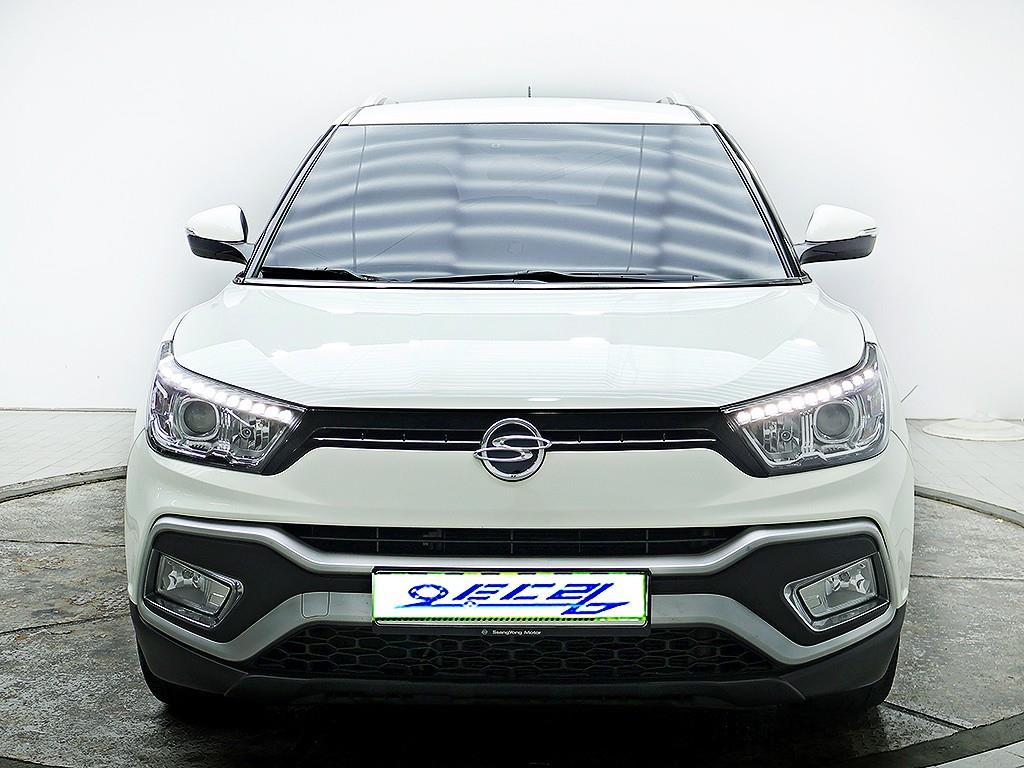 Ssangyong Tivoli 2019 Blanco - Importación desde Corea - HF Imports Iquique - Foto 1