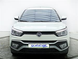 Ssangyong Tivoli - Vista 2