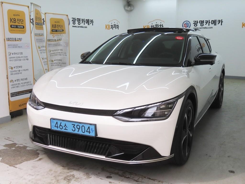 KIA EV6 - Vista 2