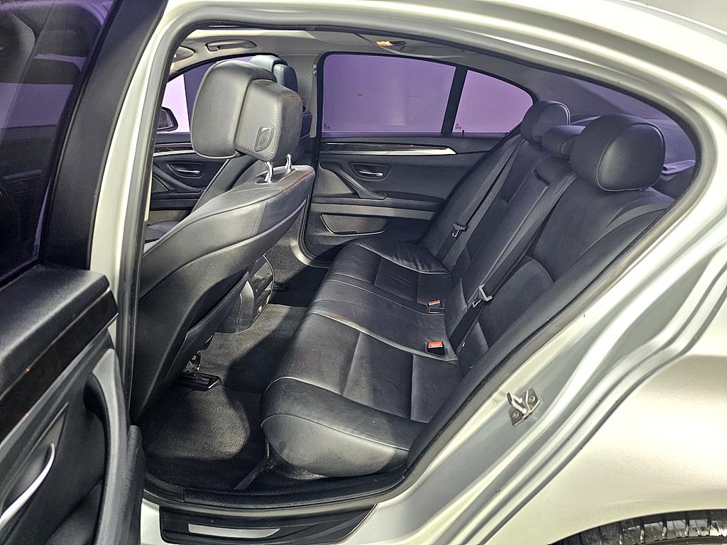 BMW 5 Series - Vista 9