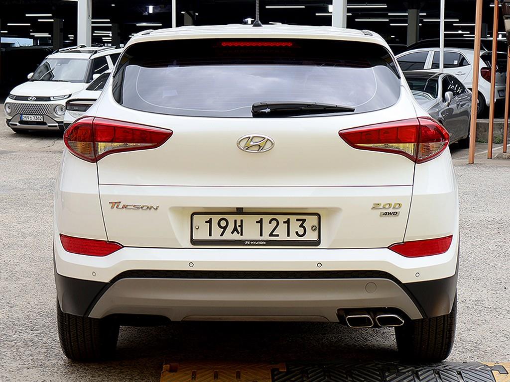 HYUNDAI Tucson - Vista 5