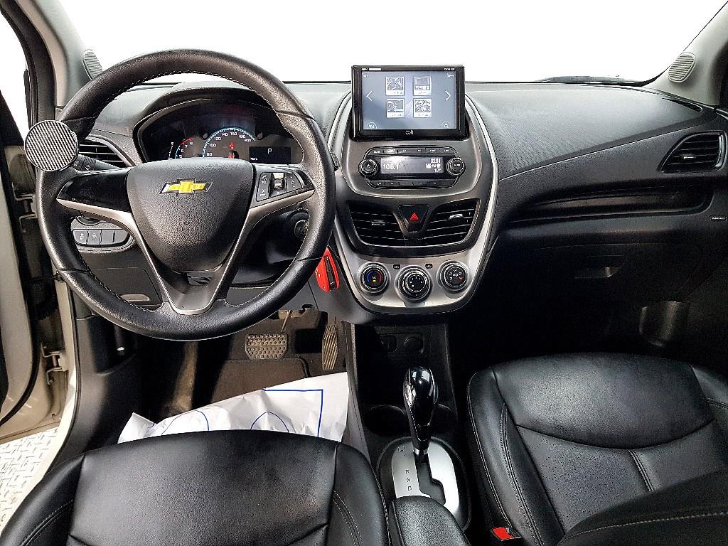 Chevrolet Spark - Vista 5