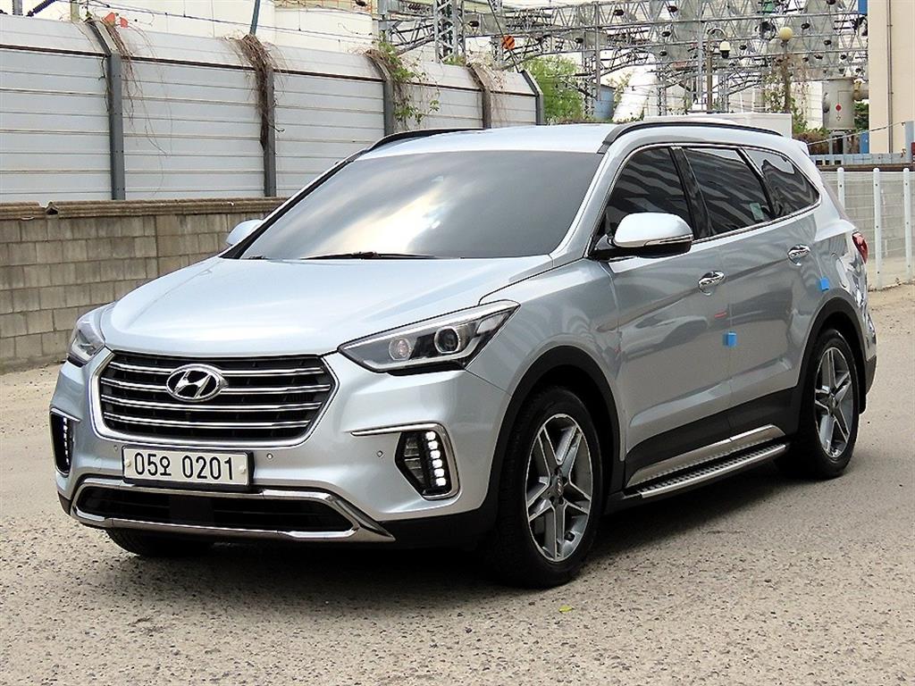 HYUNDAI Maxcruz - Vista 2