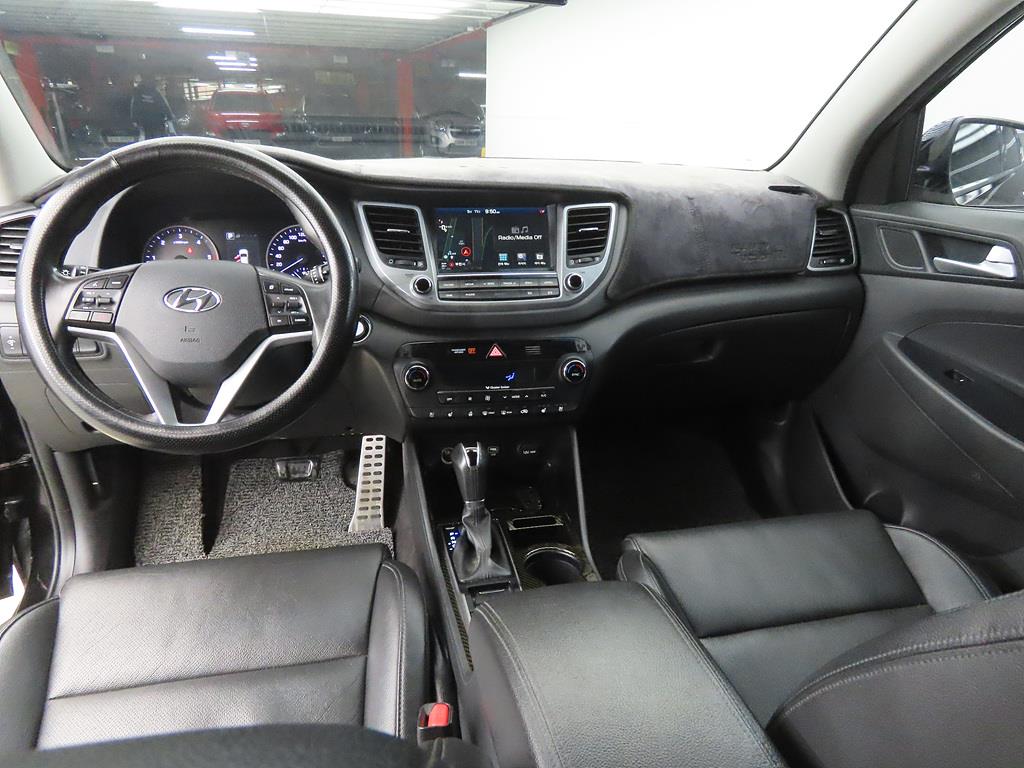 HYUNDAI Tucson - Vista 7
