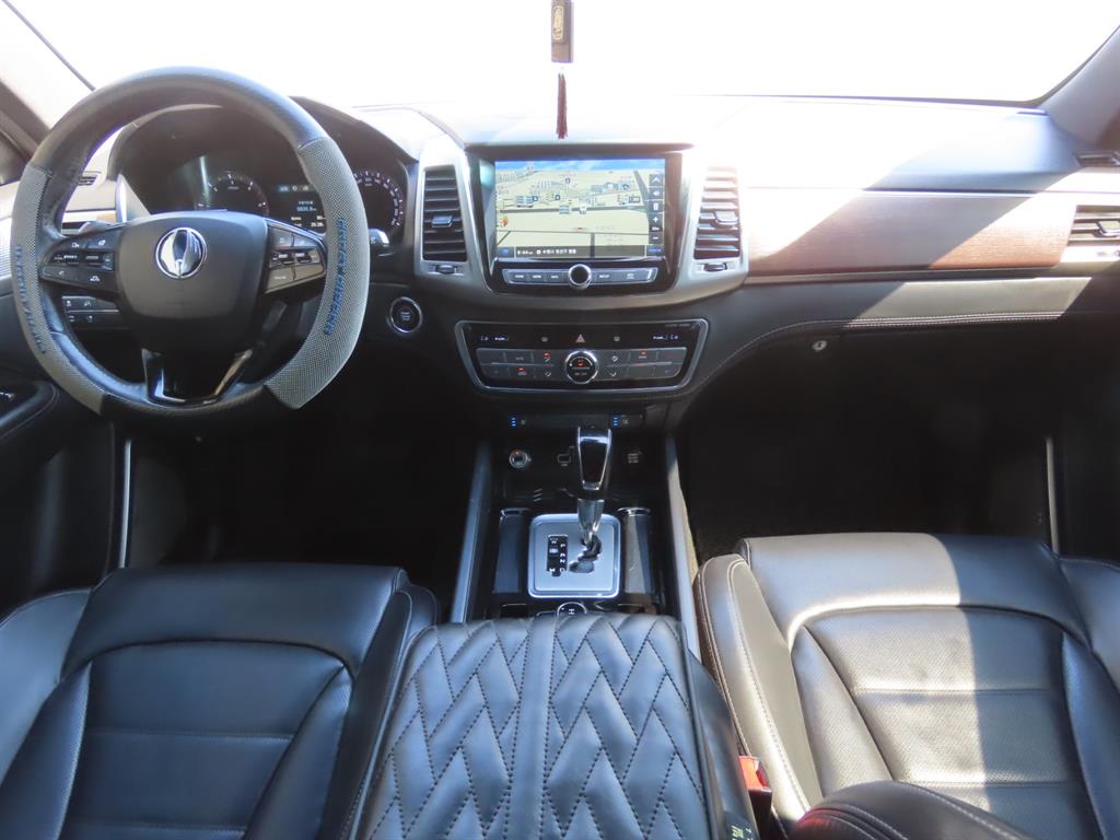 Ssangyong Rexton 2018 Negro - Importación desde Corea - HF Imports Iquique - Foto 9