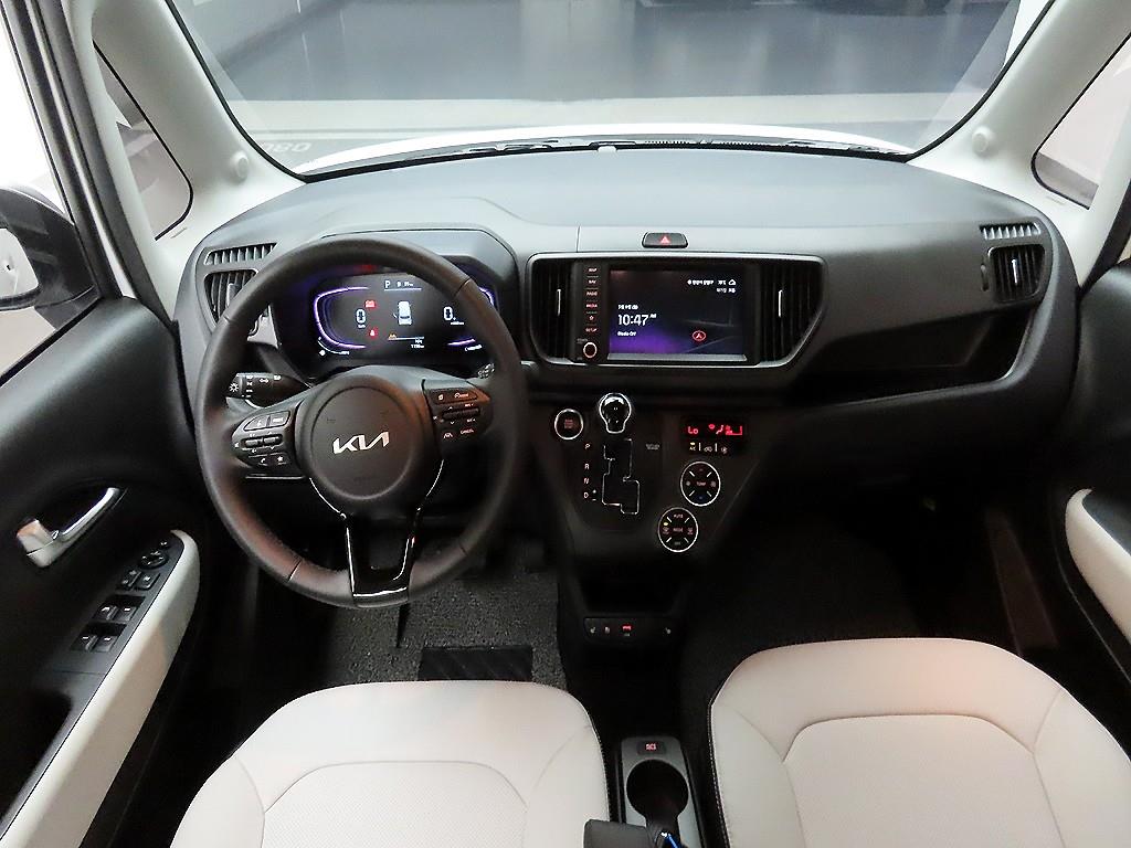 KIA Ray - Vista 8
