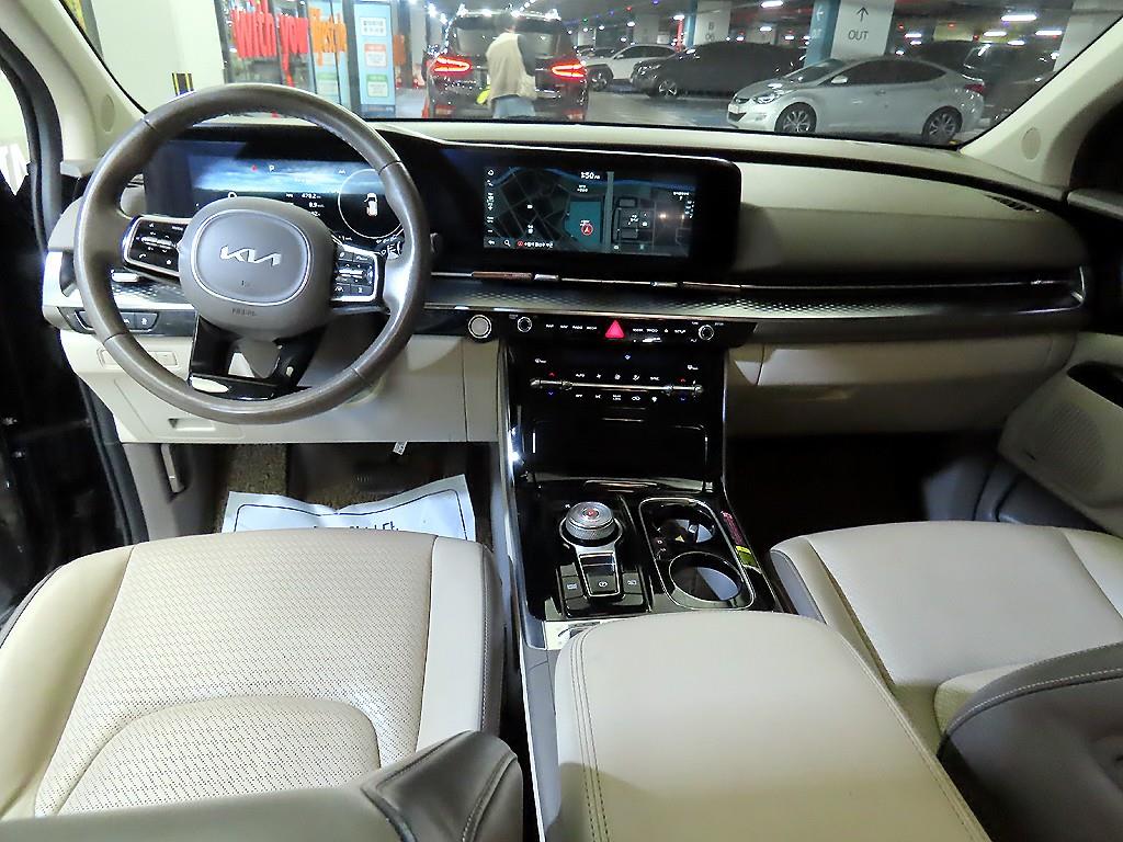KIA Carnival - Vista 10