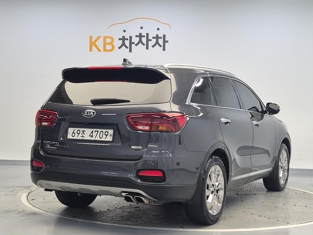 KIA Sorento - Vista 3