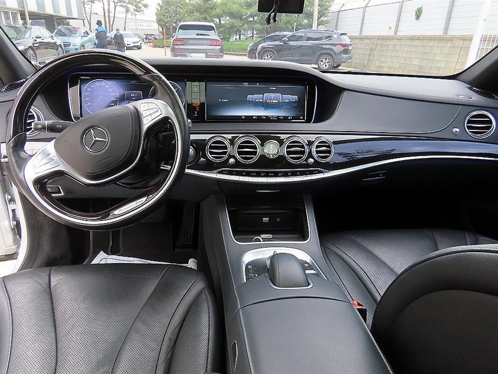 Mercedes Benz S Class - Vista 7