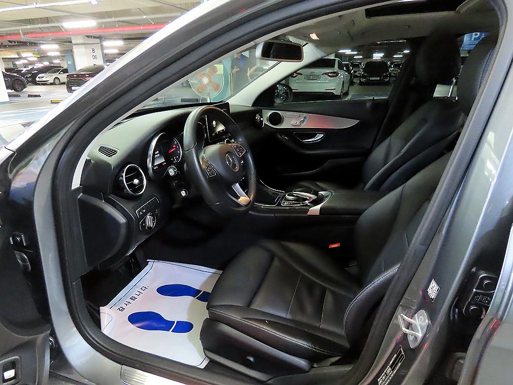 Mercedes Benz C Class - Vista 6