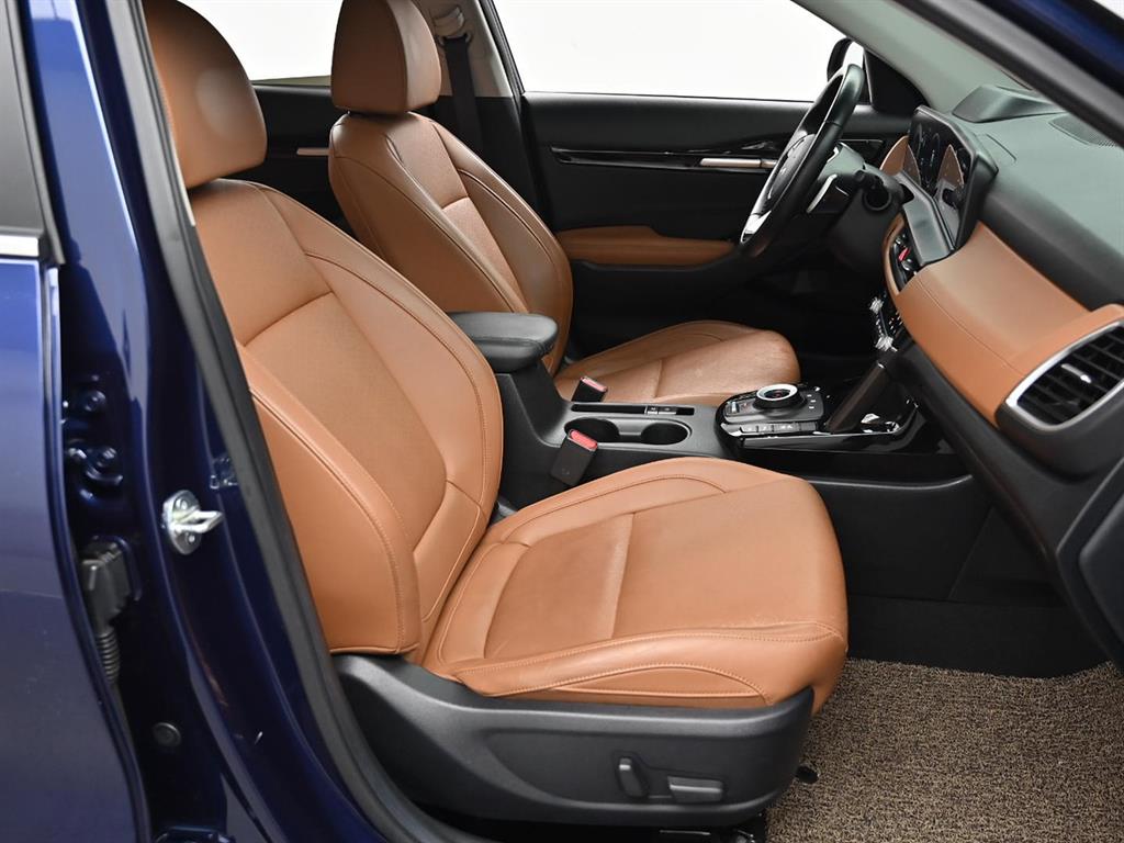 KIA Seltos - Vista 10