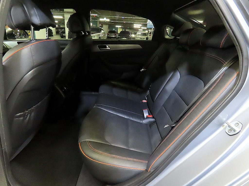 HYUNDAI Sonata - Vista 7