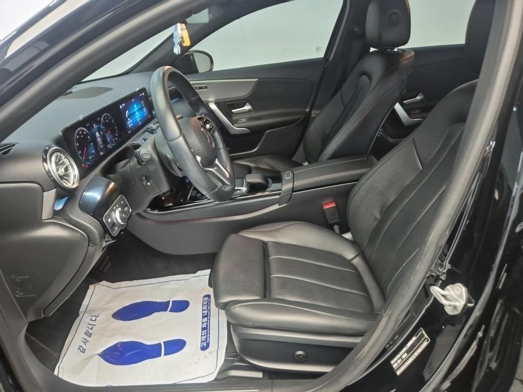 Mercedes Benz A Class - Vista 11