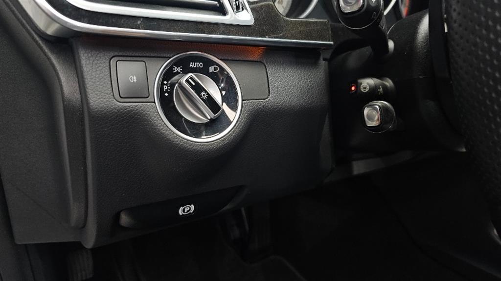 Mercedes Benz E class 2014 Blanco - Importación desde Corea - HF Imports Iquique - Foto 17