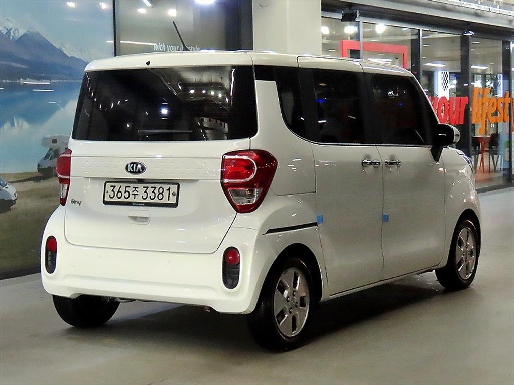 KIA Ray - Vista 4