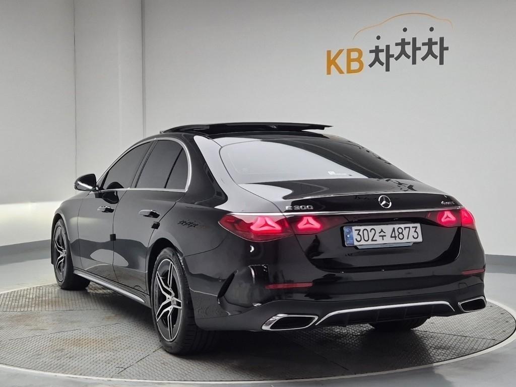 Mercedes Benz E class - Vista 2