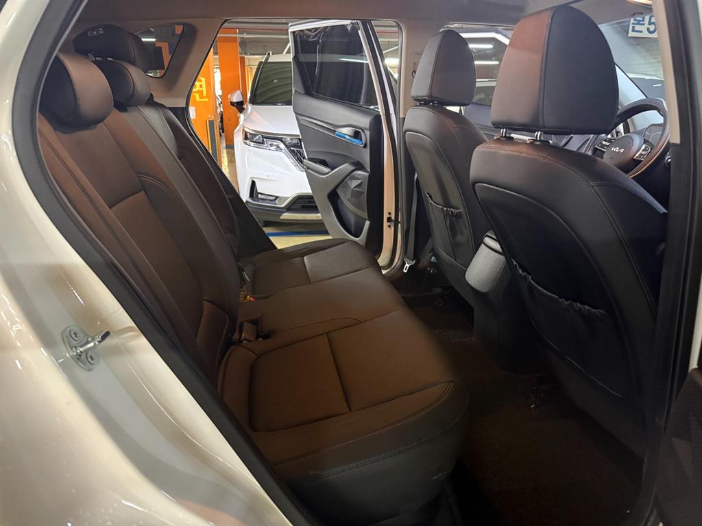 KIA Seltos 2025 Blanco - Importación desde Corea - HF Imports Iquique - Foto 15