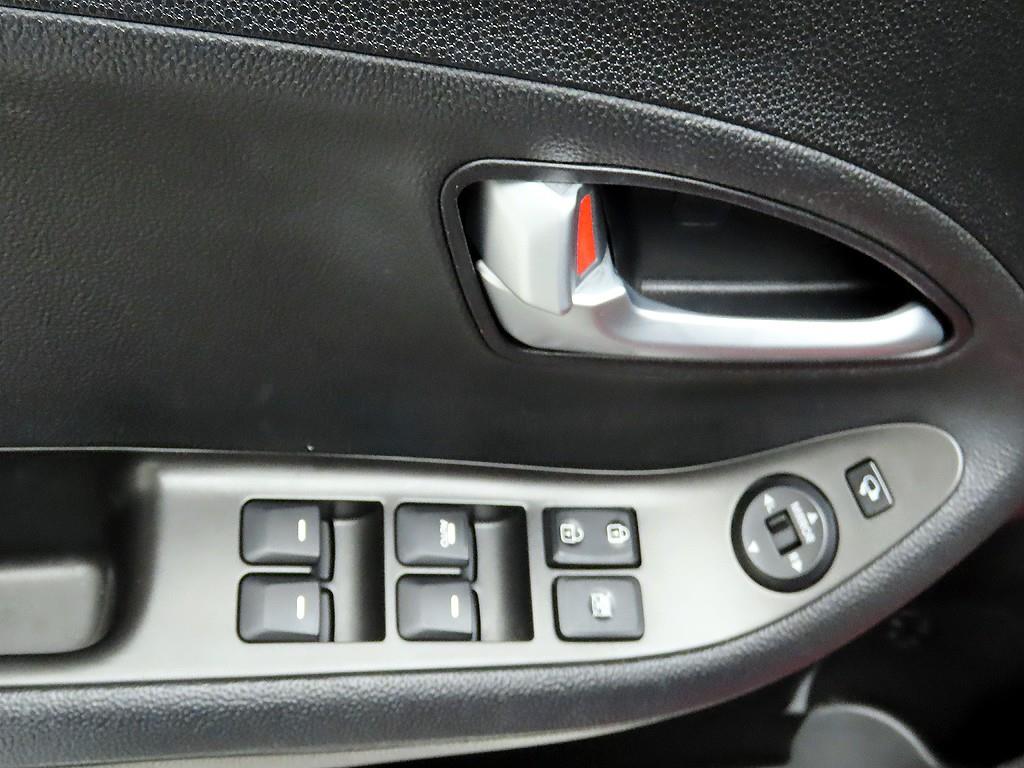 KIA Morning - Vista 11