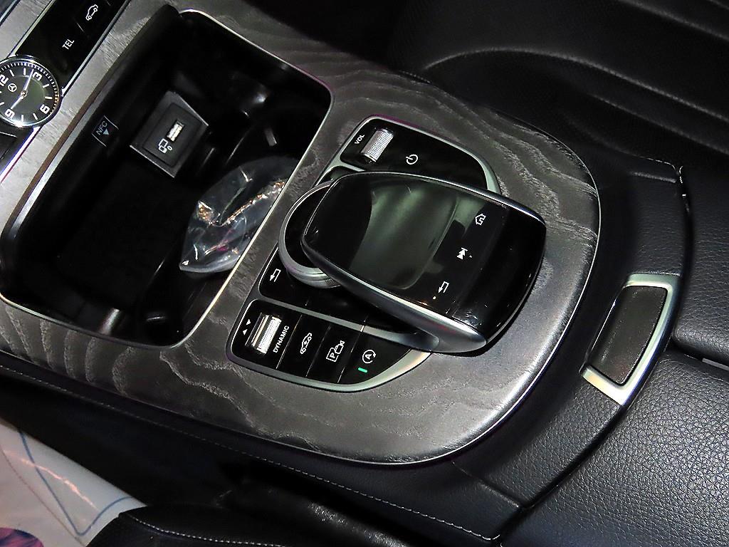 Mercedes Benz CLS Class 2019 Blanco - Importación desde Corea - HF Imports Iquique - Foto 13