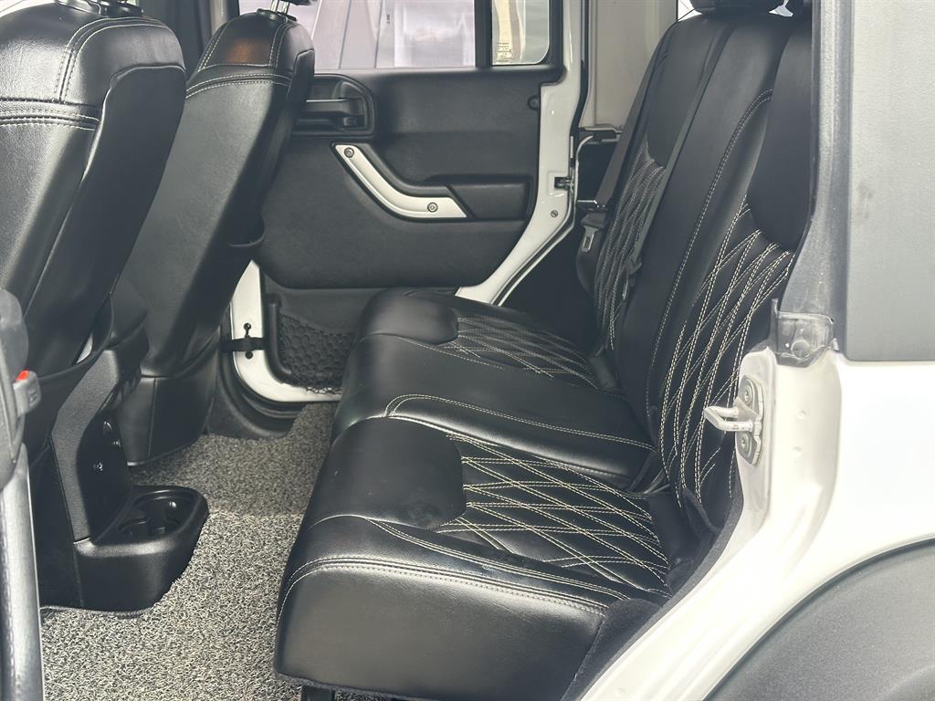 Jeep Wrangler - Vista 8