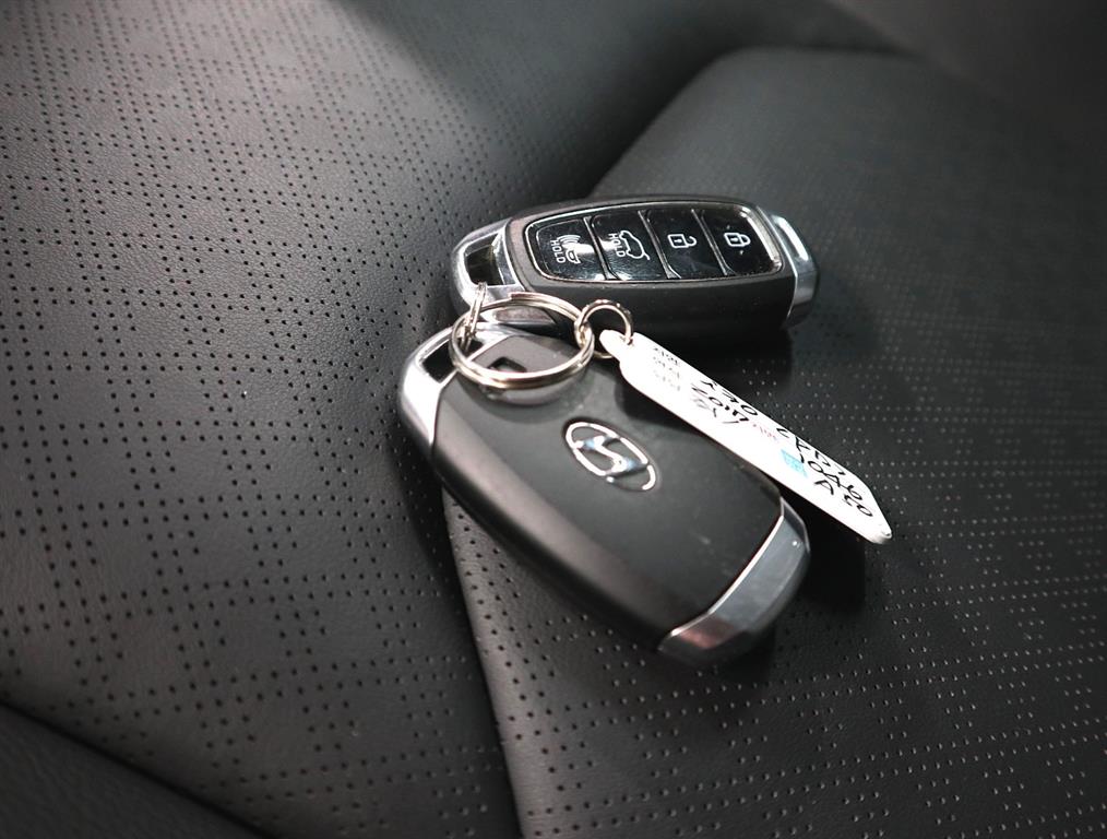 HYUNDAI i30 2018 Gris - Importación desde Corea - HF Imports Iquique - Foto 17