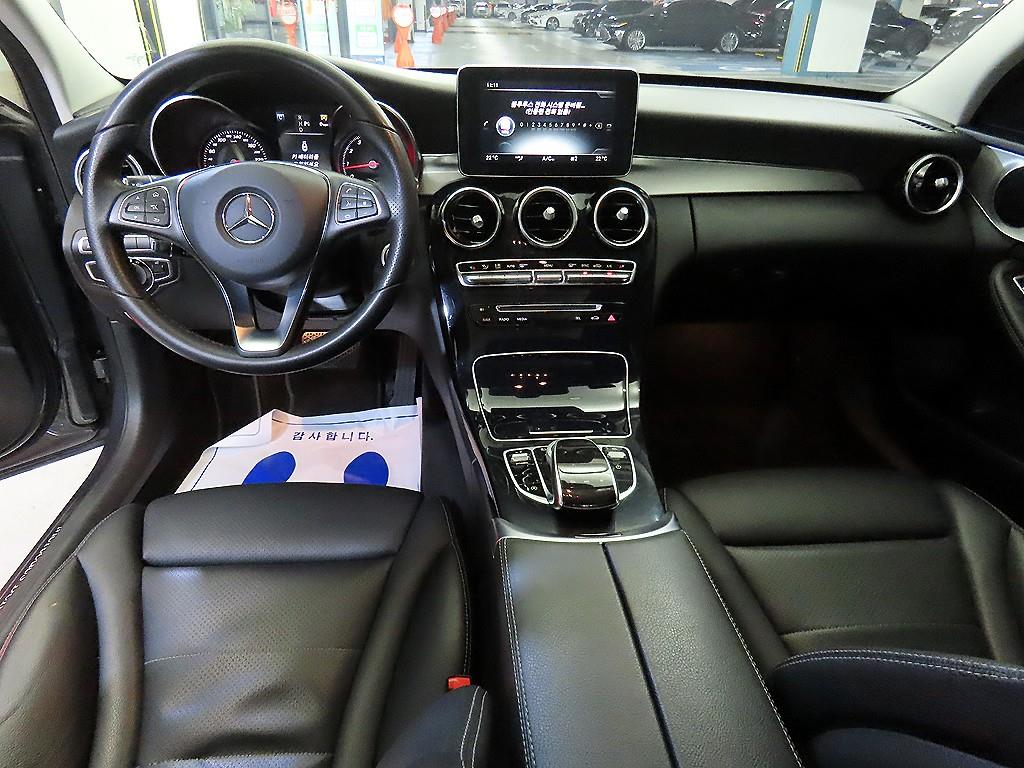 Mercedes Benz C Class - Vista 10