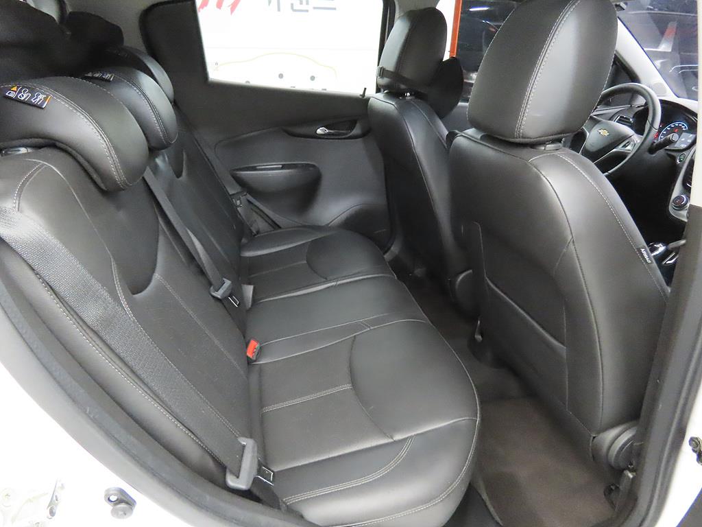 Chevrolet Spark - Vista 6