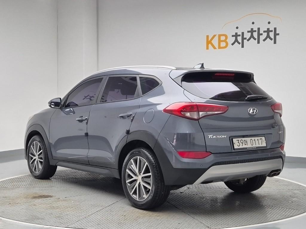HYUNDAI Tucson - Vista 2