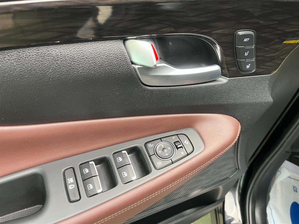 HYUNDAI Santa Fe - Vista 11