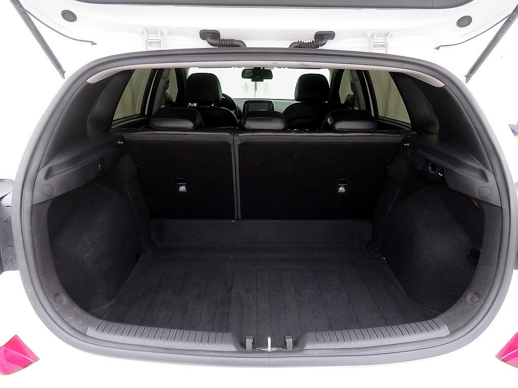 HYUNDAI i30 - Vista 5