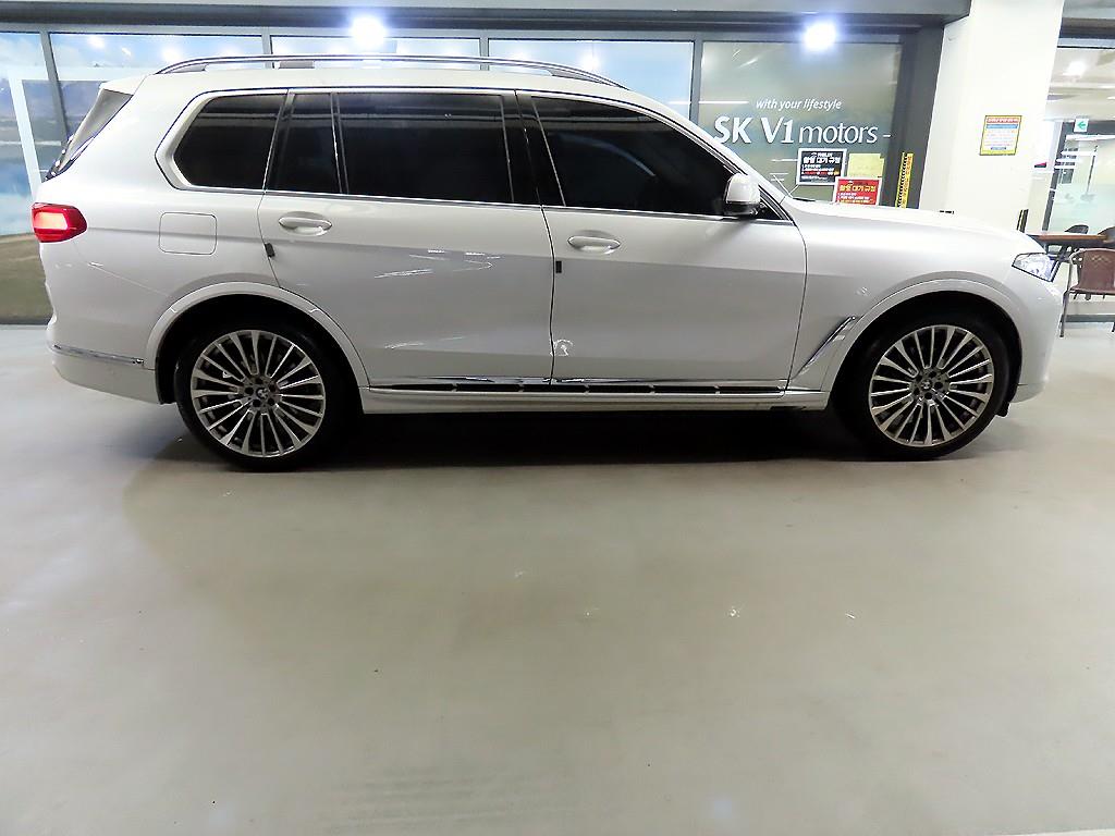 BMW X7 - Vista 3