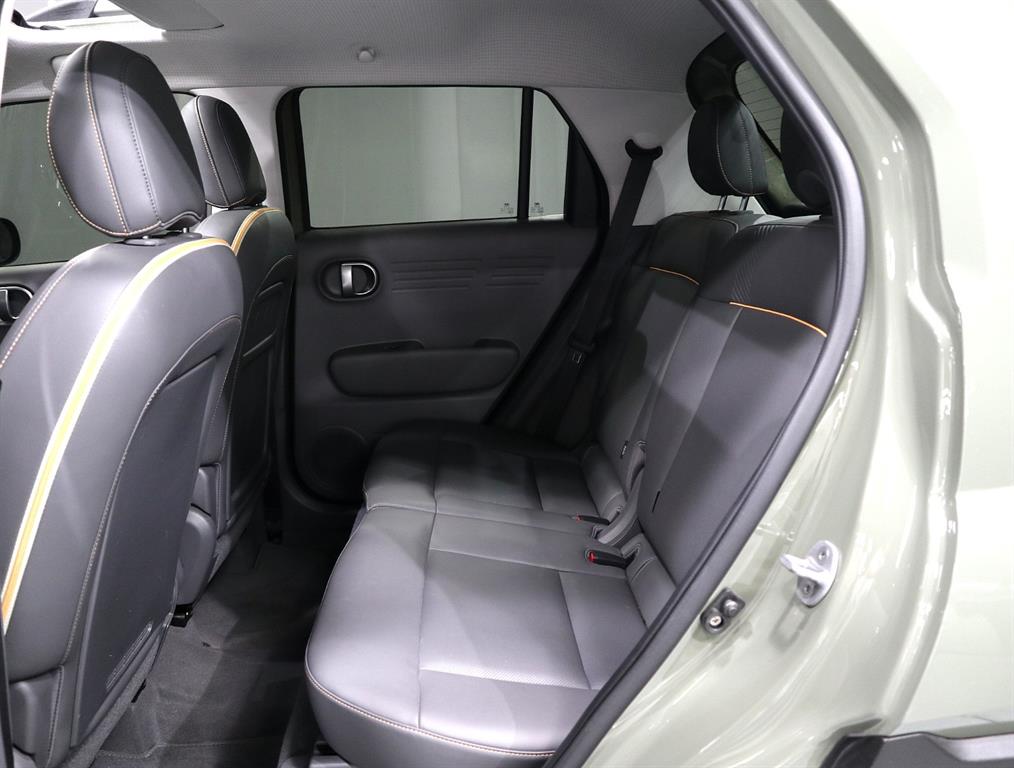 HYUNDAI Casper - Vista 10