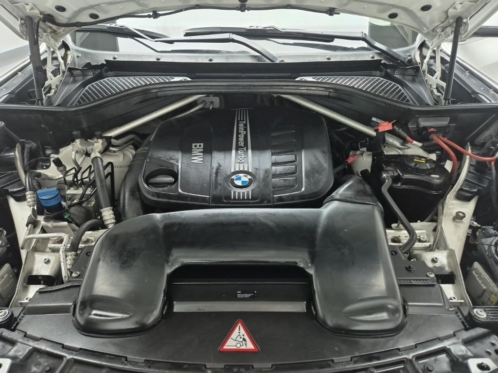 BMW X5 - Vista 5