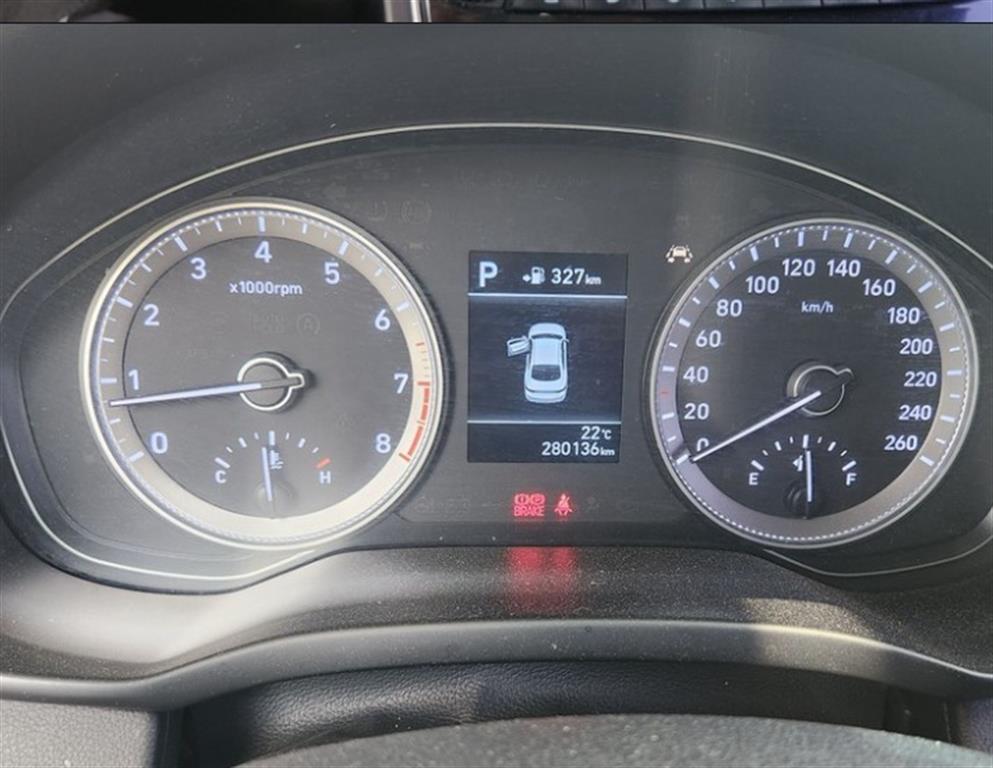 HYUNDAI Grandeur - Vista 6