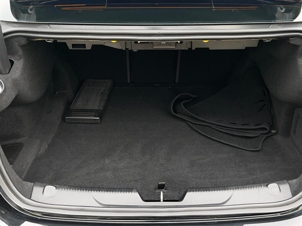 Jaguar XE 2016 Negro - Importación desde Corea - HF Imports Iquique - Foto 18