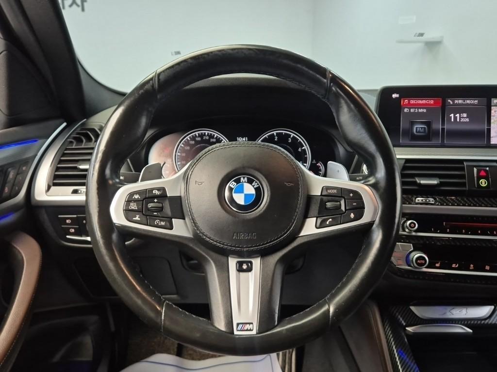 BMW X4 - Vista 9
