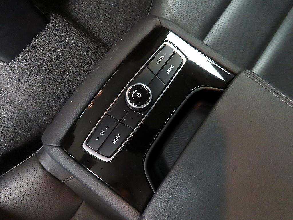 KIA K7 2016 Negro - Importación desde Corea - HF Imports Iquique - Foto 14