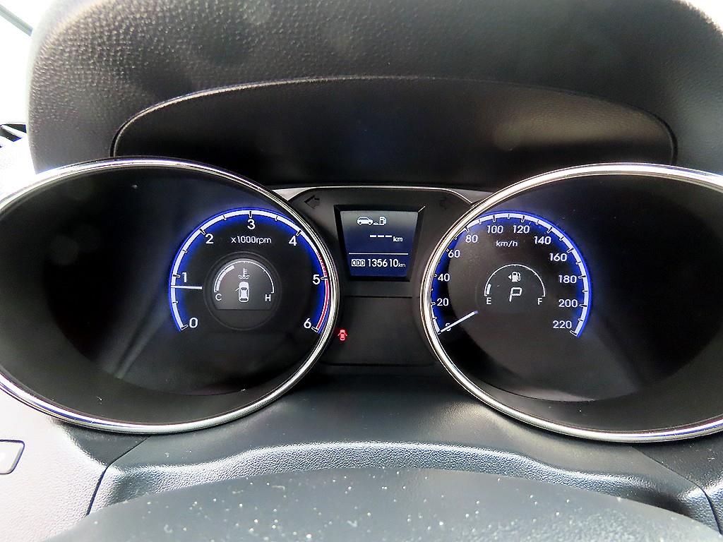 HYUNDAI Tucson - Vista 9