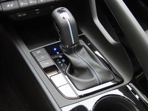 HYUNDAI Avante - Vista 12