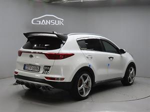 KIA Sportage - Vista 8