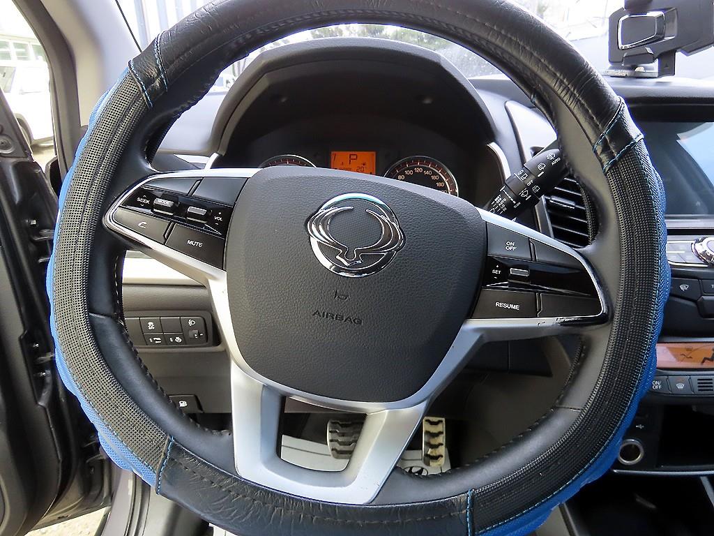 Ssangyong Korando - Vista 8