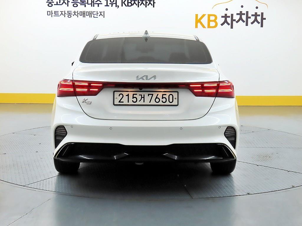 KIA K3 - Vista 3