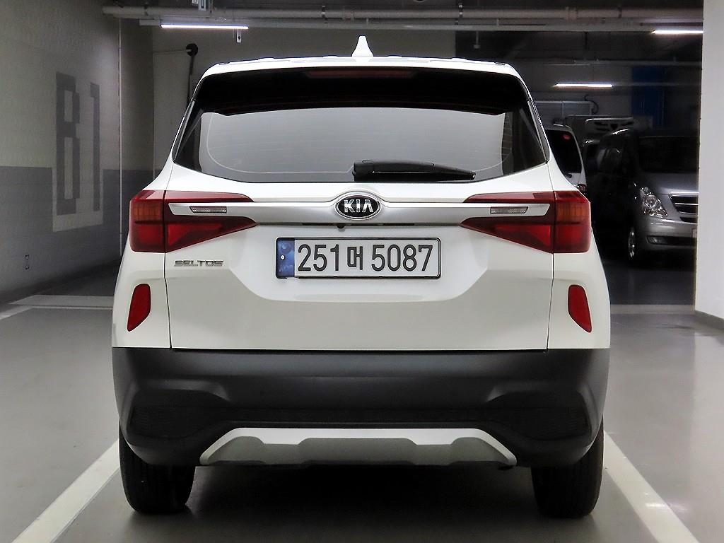 KIA Seltos - Vista 3