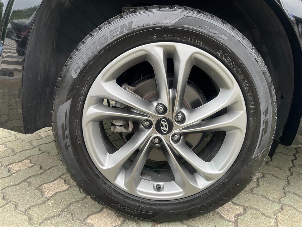 HYUNDAI Santa Fe - Vista 9