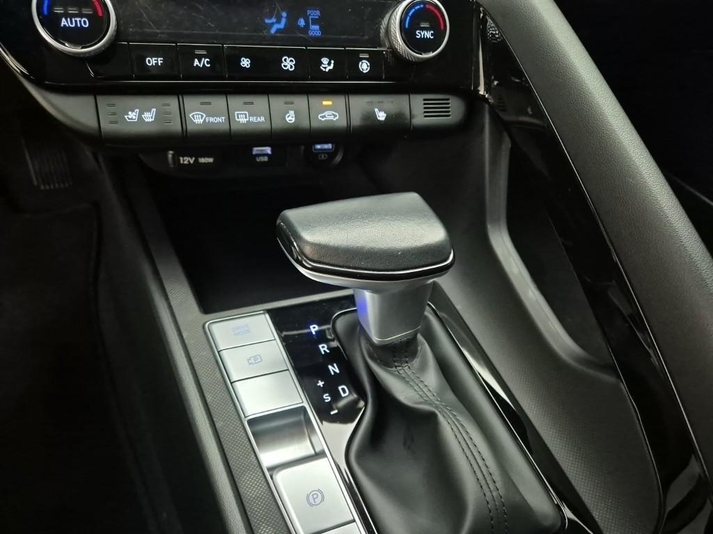 HYUNDAI Avante - Vista 8