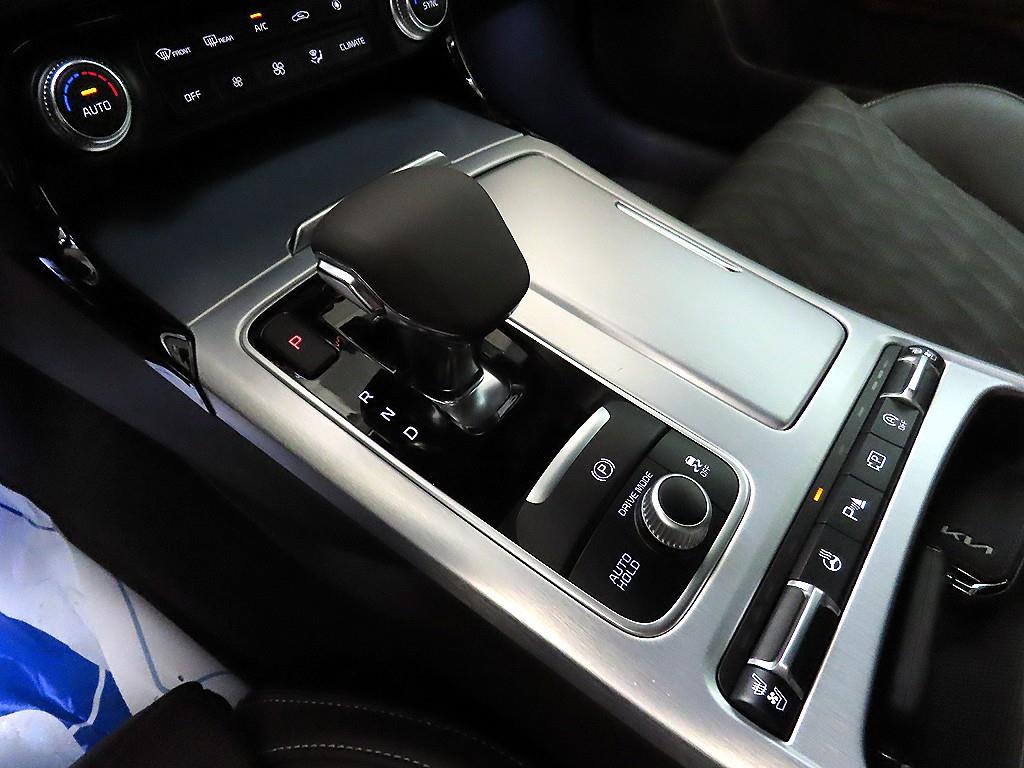 KIA Stinger - Vista 10