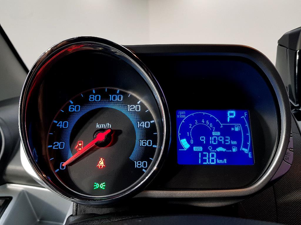 Chevrolet Spark - Vista 7
